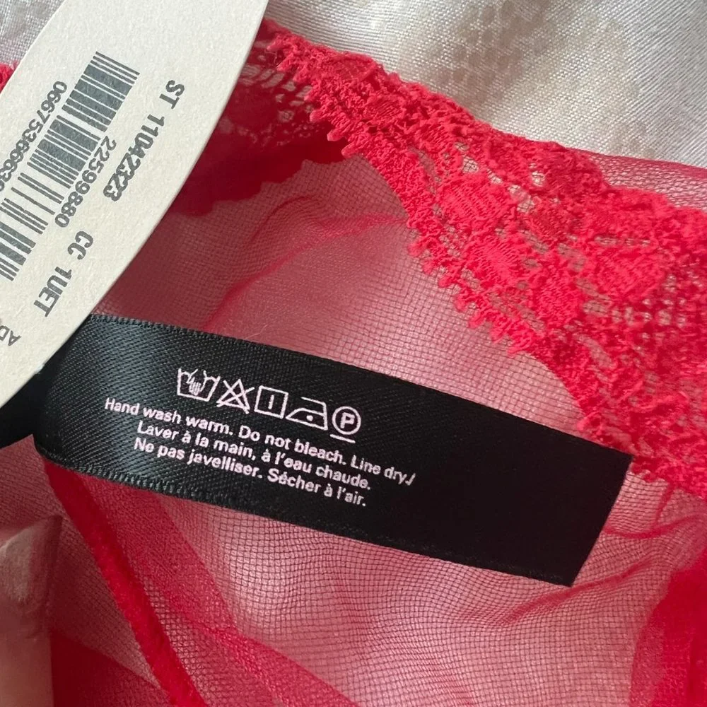 Victoria’s Secret cheeky red sequin sheer underwear panties size medium nwt - Picture 6 of 7